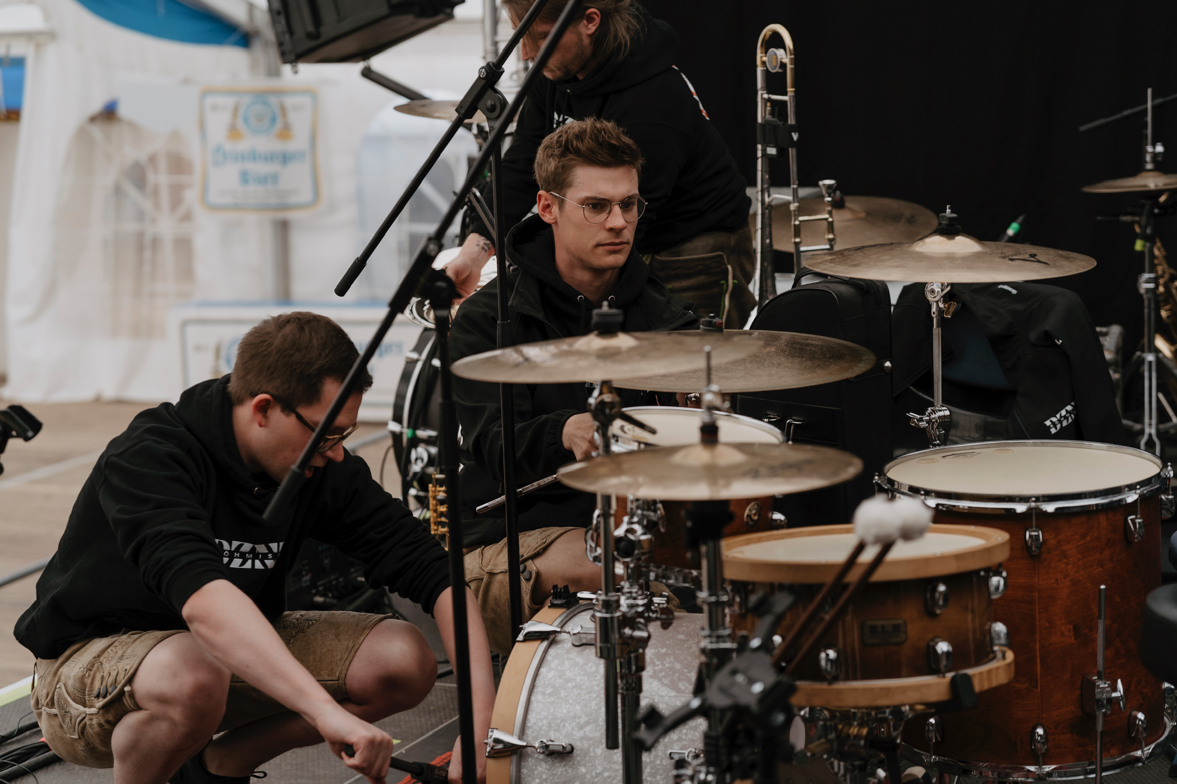 Dezent_02